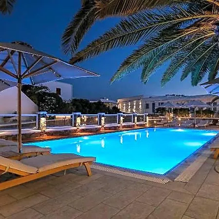 Hotel Petinaros & 3*