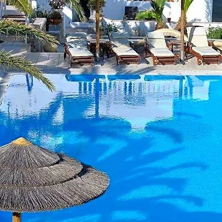 Petinaros & Hotel